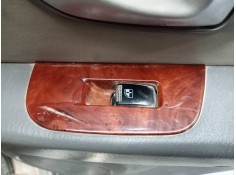 MANDO ELEVALUNAS TRASERO DERECHO 