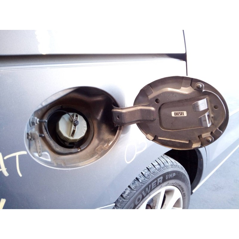 Recambio de tapa exterior combustible para mazda 5 berl. (cr) 2.0 crtd active (81kw) referencia OEM IAM   