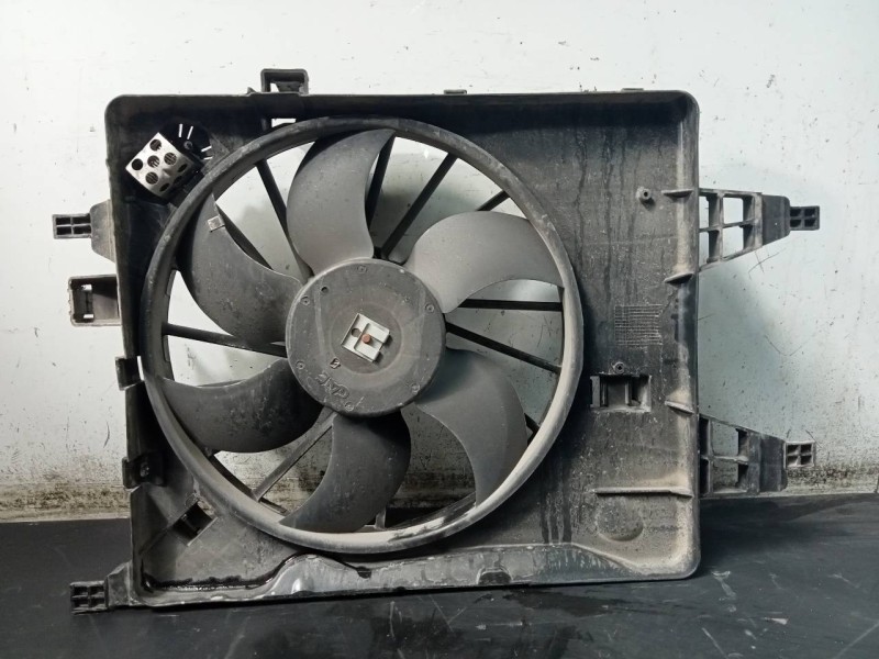 Recambio de electroventilador para renault kangoo profesional referencia OEM IAM 921206476R  P2-B8-17