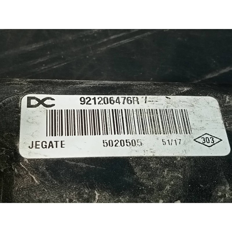 Recambio de electroventilador para renault kangoo profesional referencia OEM IAM 921206476R  P2-B8-17