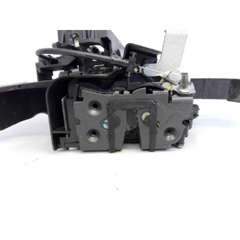 Recambio de cerradura puerta trasera derecha para ford focus lim. (cb4) trend referencia OEM IAM 4M5AA26412BE 2517NC75RB E2-B3-5