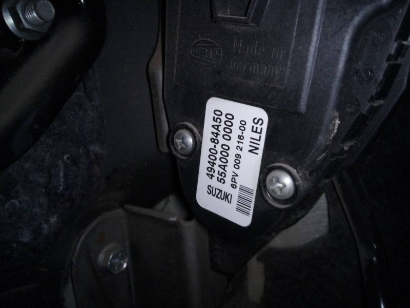 Recambio de pedal acelerador para suzuki jimny sn (fj) techo metálico referencia OEM IAM 4940084A50 6PV00921600 