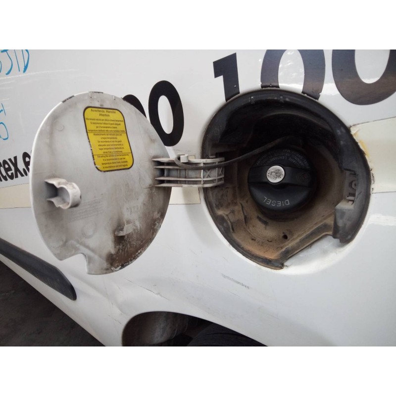 Recambio de tapa exterior combustible para fiat doblo cargo basis kasten referencia OEM IAM   