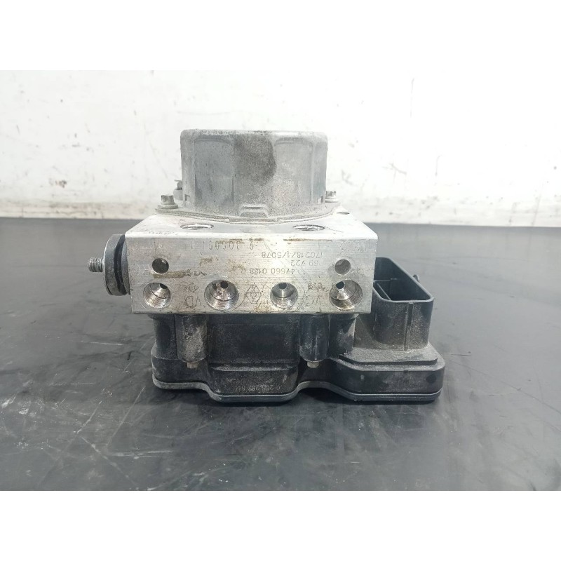 Recambio de abs para renault clio iv dynamique referencia OEM IAM 476600188R  P3-B9-12-2