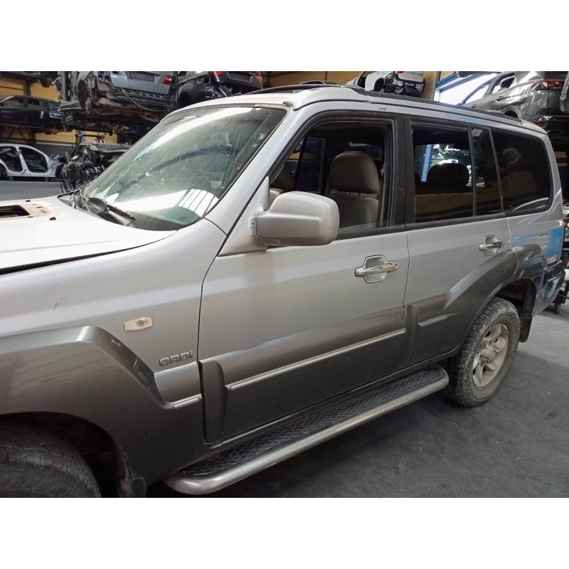Recambio de puerta delantera izquierda para hyundai terracan (hp) 2.9 crdi cat referencia OEM IAM   