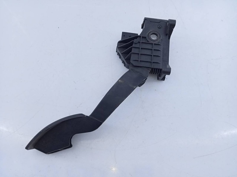Recambio de pedal acelerador para opel corsa d cosmo referencia OEM IAM 55702020  E3-A5-19-1