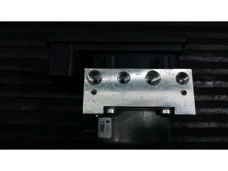 Recambio de abs para dacia dokker ambiance referencia OEM IAM 476608587R  P3-A8-19-3