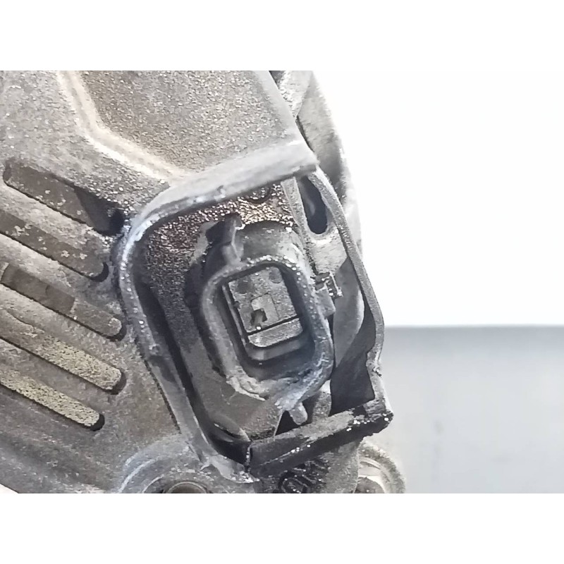 Recambio de alternador para renault clio iv dynamique referencia OEM IAM 231008918R 21170446580 P3-B5-4-3