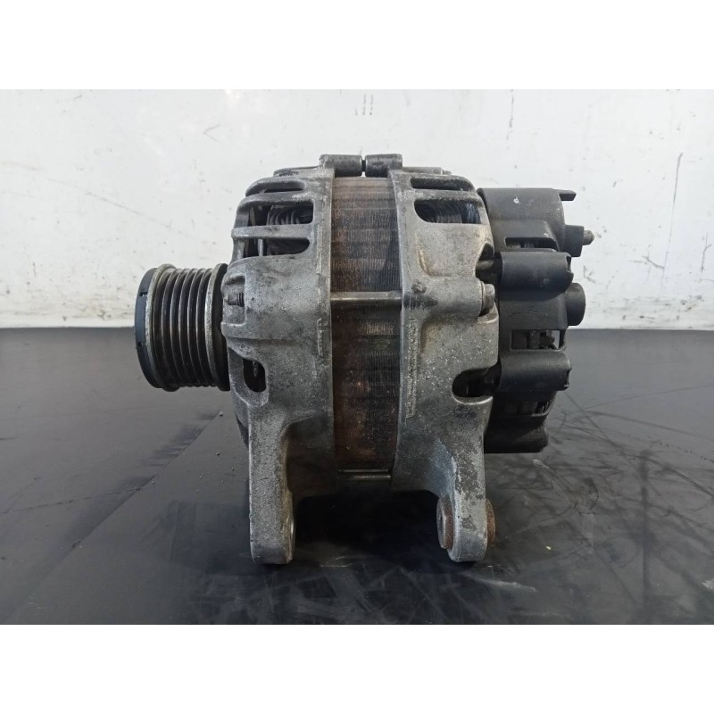 Recambio de alternador para renault clio iv dynamique referencia OEM IAM 231008918R 21170446580 P3-B5-4-3