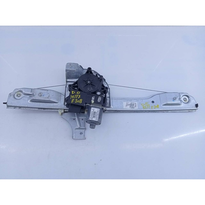 Recambio de elevalunas delantero derecho para peugeot 208 active referencia OEM IAM 9816401680 0130822968 E1-A4-8-2