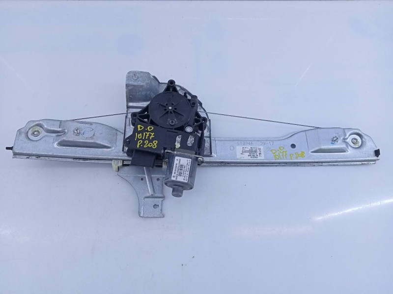 Recambio de elevalunas delantero derecho para peugeot 208 active referencia OEM IAM 9816401680 0130822968 E1-A4-8-2