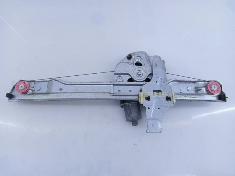 Recambio de elevalunas delantero derecho para peugeot 208 active referencia OEM IAM 9816401680 0130822968 E1-A4-8-2