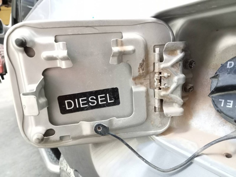 Recambio de tapa exterior combustible para hyundai terracan (hp) 2.9 crdi cat referencia OEM IAM   