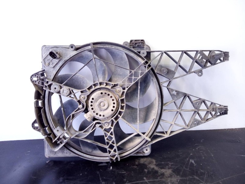 Recambio de electroventilador para fiat doblo cargo basis kasten referencia OEM IAM 89600010R  P2--B8-8