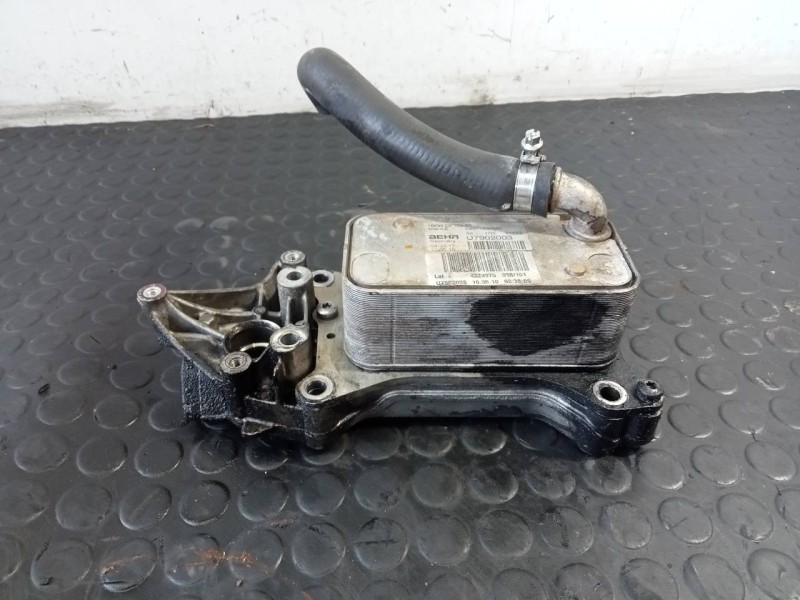 Recambio de enfriador aceite motor para mercedes-benz sprinterii caja cerrada (desde 01.06) 310/313/316 cdi (906.631/633/635/637