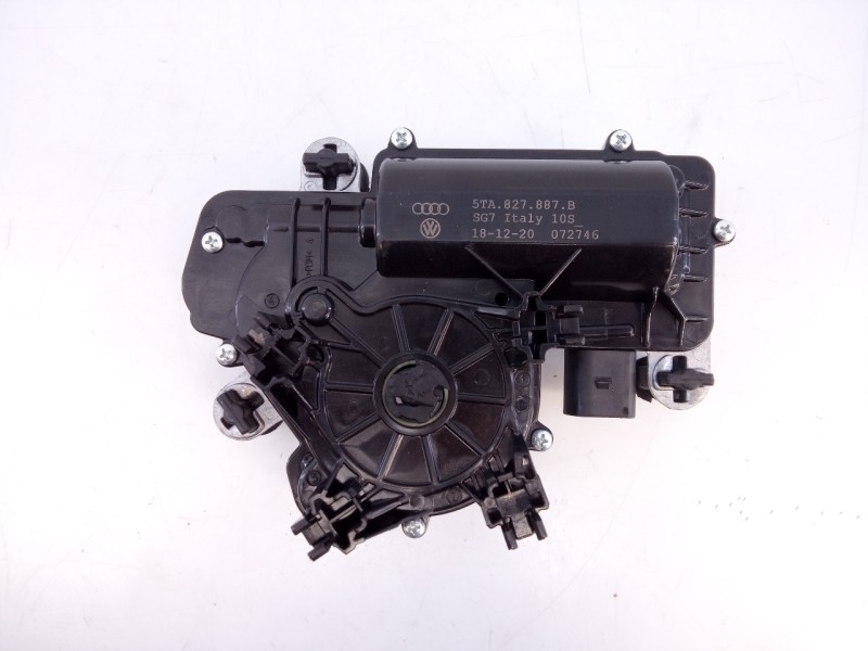 Recambio de motor cierre centralizado porton para skoda octavia lim. (nx3) vrs referencia OEM IAM 5TA827887B  E1-A5-47-1
