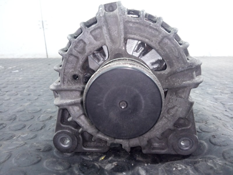 Recambio de alternador para nissan qashqai (j11) acenta referencia OEM IAM 231004EA0AF  P3-A5-3-2