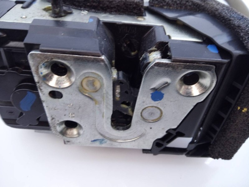 Recambio de cerradura puerta trasera derecha para nissan qashqai (j11) acenta referencia OEM IAM   E2-A4-4-1