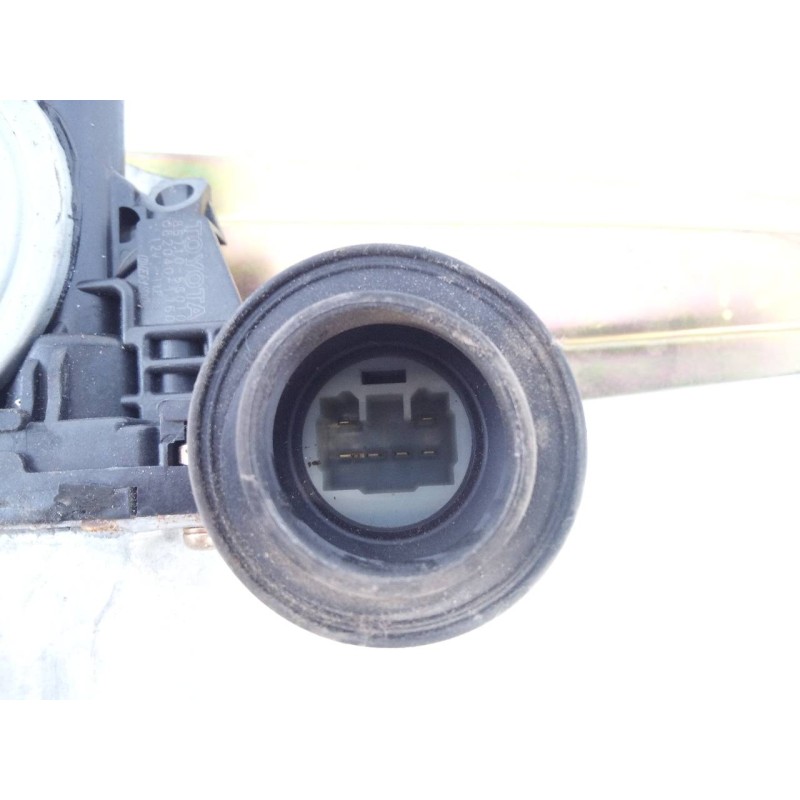 Recambio de elevalunas trasero izquierdo para toyota land cruiser (j12) 3.0 d-4d gx referencia OEM IAM 8571058010 0620401760 E2-