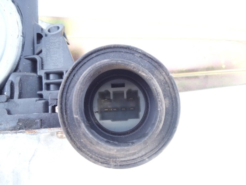 Recambio de elevalunas trasero izquierdo para toyota land cruiser (j12) 3.0 d-4d gx referencia OEM IAM 8571058010 0620401760 E2-