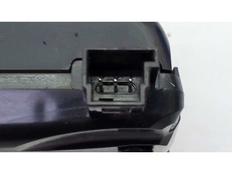 Recambio de mando climatizador para mercedes-benz clase c (w205) familiar c 220 t d (205.214) referencia OEM IAM A2059054215  E3