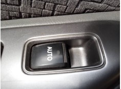 Recambio de mando elevalunas trasero derecho para toyota land cruiser (j12) 3.0 d-4d gx referencia OEM IAM   