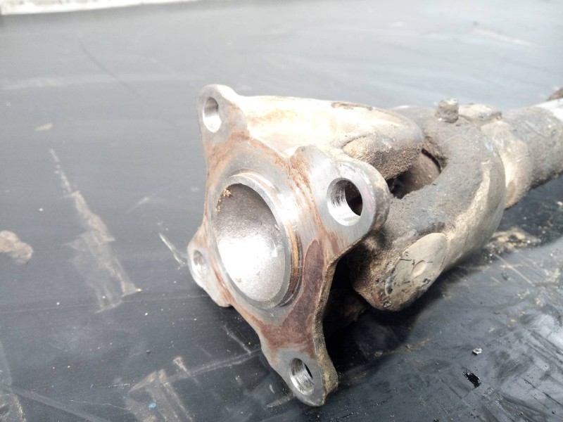 Recambio de transmision central delantera para toyota land cruiser (j12) 3.0 d-4d gx referencia OEM IAM 360990000032089 031113D0