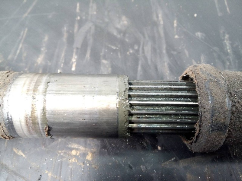 Recambio de transmision central delantera para toyota land cruiser (j12) 3.0 d-4d gx referencia OEM IAM 360990000032089 031113D0