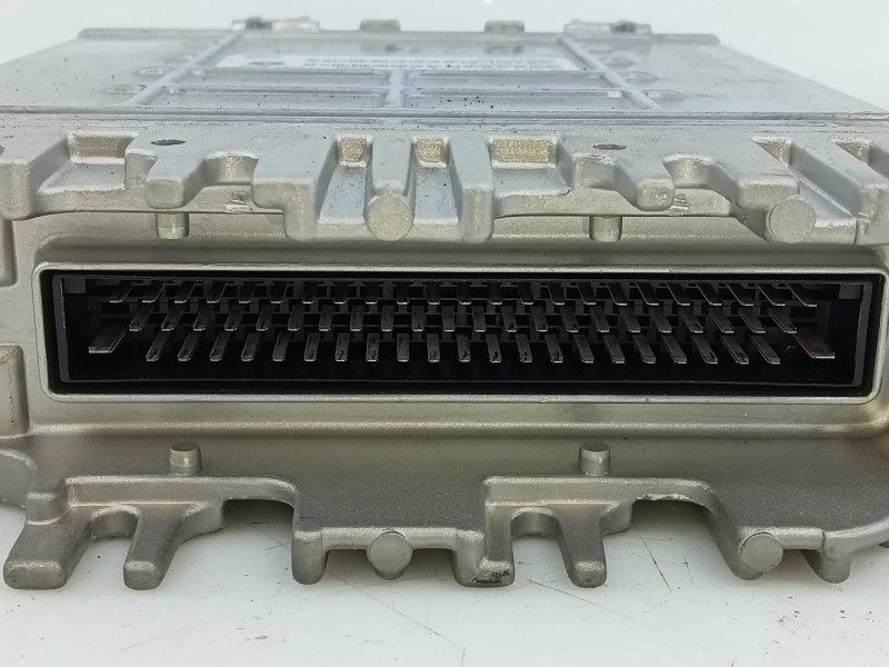 Recambio de centralita motor uce para chrysler jeep cherokee (j) 2.5 td referencia OEM IAM P56028704AF 0281001893 E3-B6-22-5