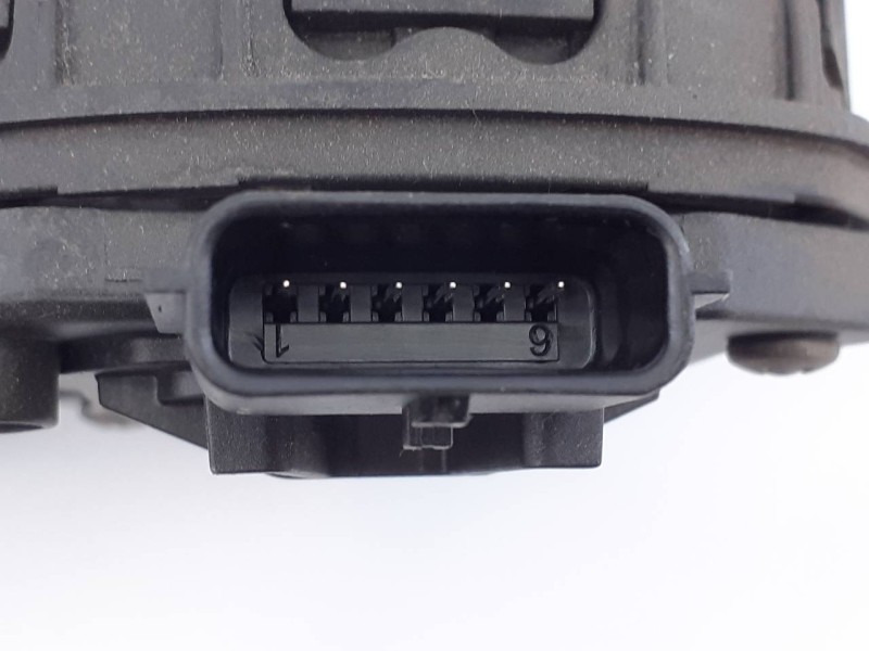 Recambio de pedal acelerador para nissan qashqai (j11) acenta referencia OEM IAM 18002ABA0B  E3-B4-23-2