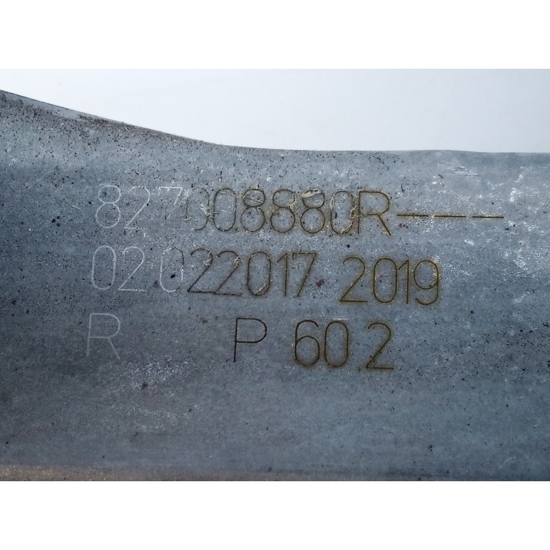 Recambio de elevalunas trasero derecho para renault clio iv dynamique referencia OEM IAM 827008680R  E1-A1-44-2