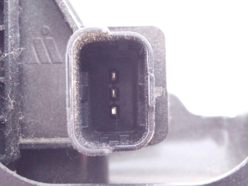 Recambio de cerradura maletero / porton para peugeot 208 active referencia OEM IAM   E1-A4-43-1