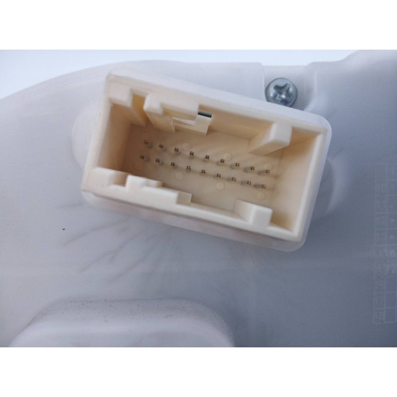 Recambio de cuadro instrumentos para peugeot 208 active referencia OEM IAM 9805400480  E3-B2-49-3