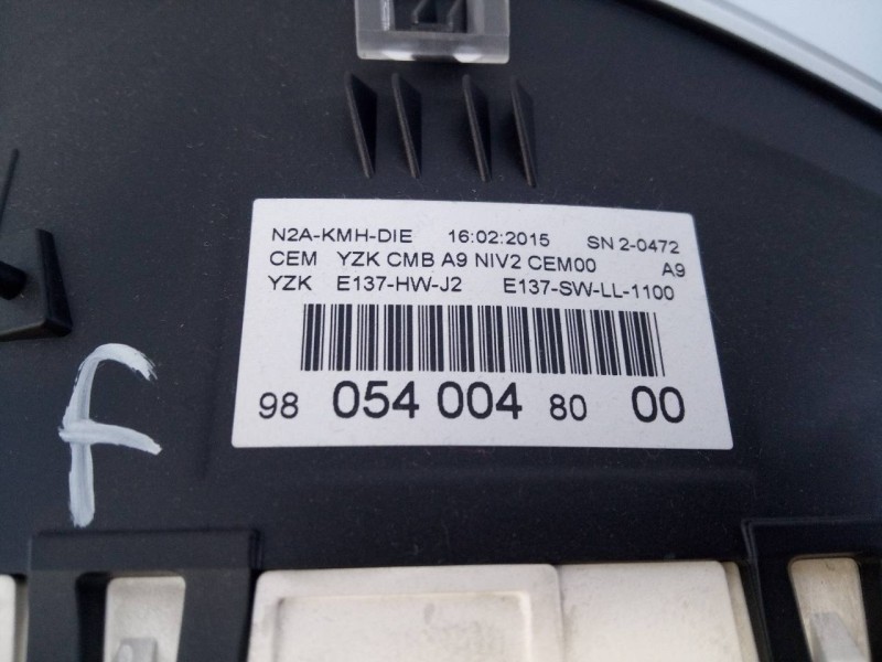 Recambio de cuadro instrumentos para peugeot 208 active referencia OEM IAM 9805400480  E3-B2-49-3