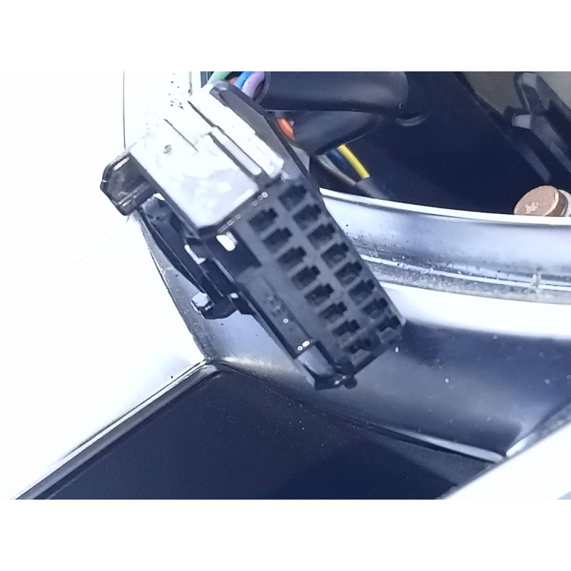 Recambio de volante para renault clio v business referencia OEM IAM 484002607R  E1-A1-43-1