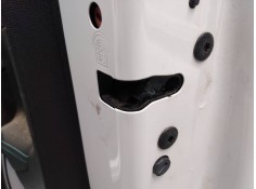 CERRADURA PUERTA TRASERA DERECHA 