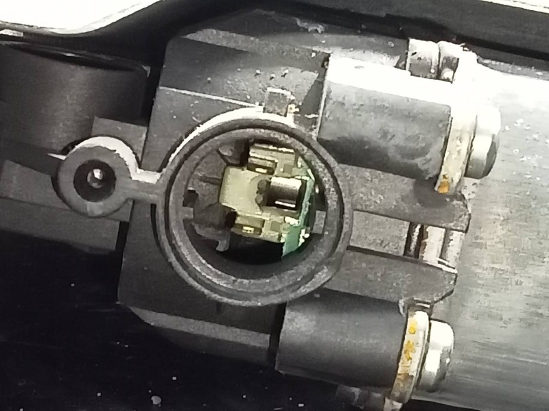 Recambio de elevalunas trasero derecho para hyundai ix35 style 2wd referencia OEM IAM 813202Y000 82480V2Y000 P2-B4-28