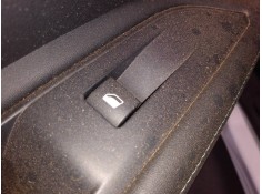 MANDO ELEVALUNAS TRASERO IZQUIERDO 