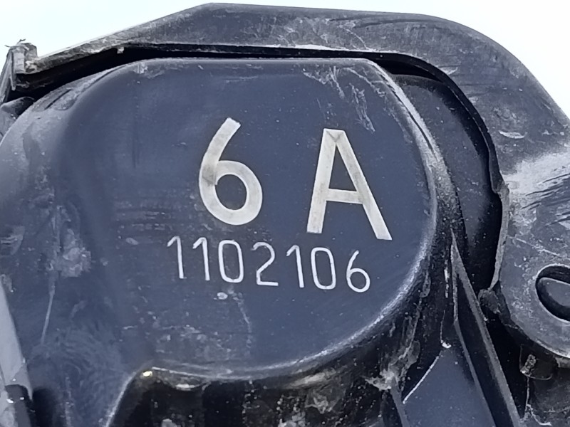 Recambio de cerradura puerta delantera izquierda para toyota land cruiser (j15) basis referencia OEM IAM 6A1102106  E2-B4-45-2