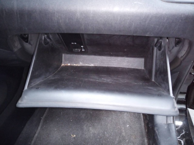 Recambio de guantera para hyundai ix35 style 2wd referencia OEM IAM   