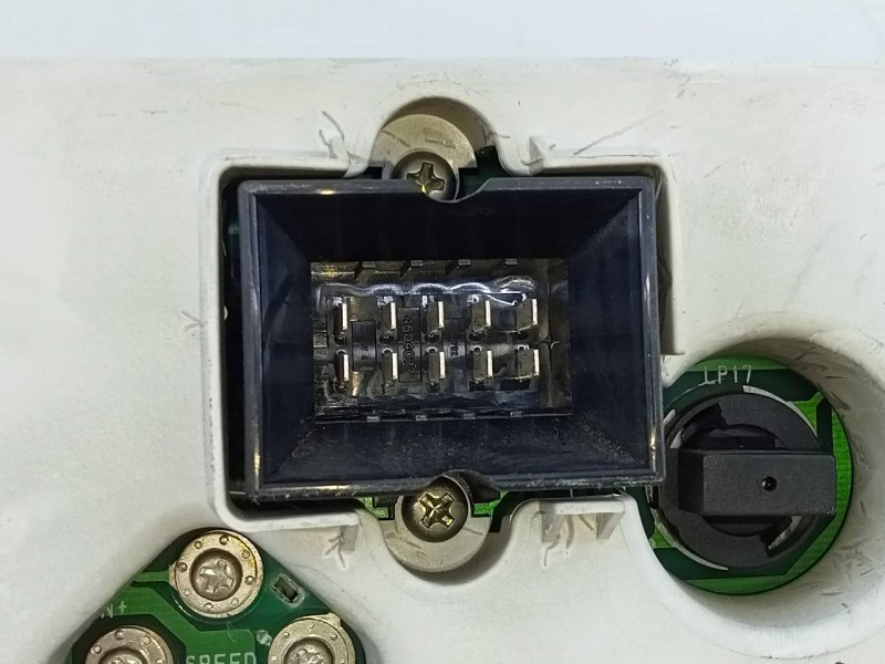 Recambio de cuadro instrumentos para chrysler jeep cherokee (j) 2.5 td referencia OEM IAM 56042795 58994E E3-B6-22-5