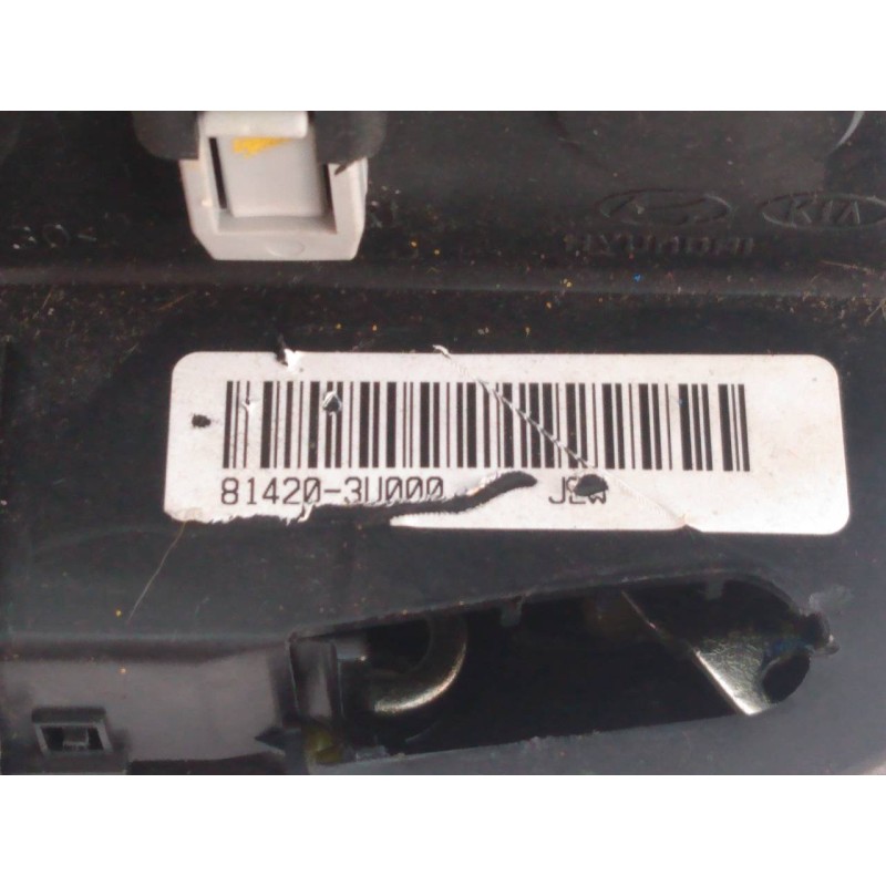 Recambio de cerradura puerta trasera derecha para kia sportage emotion 4x2 referencia OEM IAM 814203U000  E2-B5-30-2