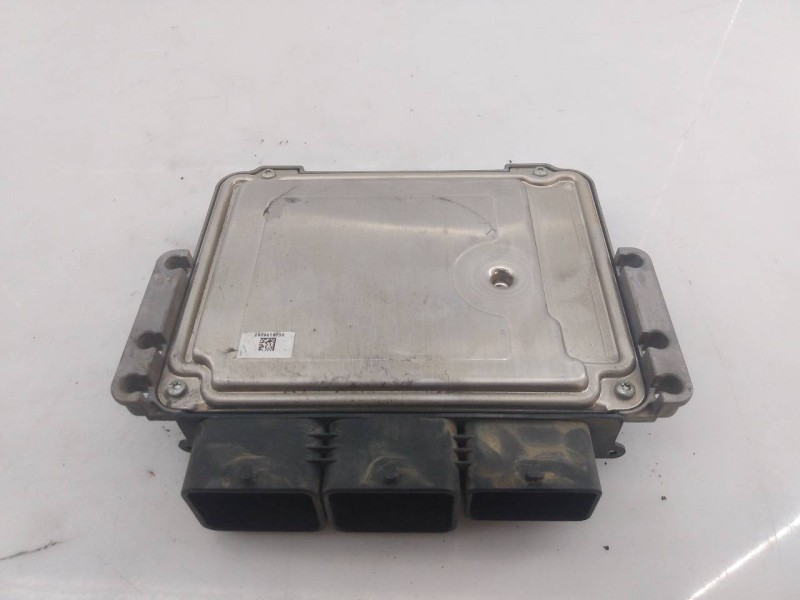 Recambio de centralita motor uce para peugeot 208 access referencia OEM IAM 9807886180 0281030545 E3-A2-10-1