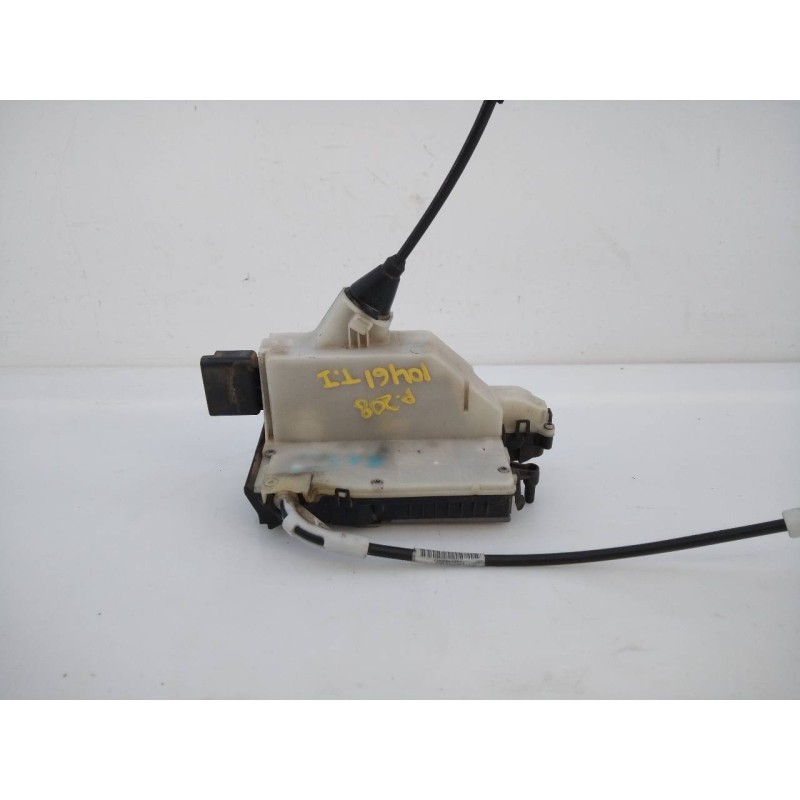 Recambio de cerradura puerta trasera izquierda para peugeot 208 access referencia OEM IAM 9688080880  E1-A4-40-1