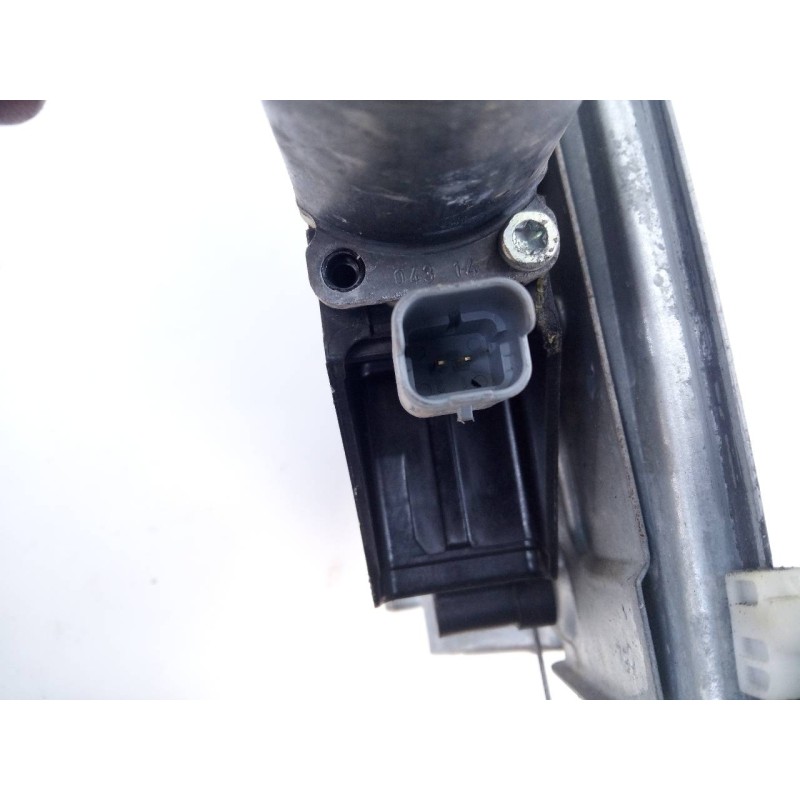 Recambio de elevalunas delantero derecho para peugeot 208 access referencia OEM IAM 9674254380 0130822702 E1-A4-48-1