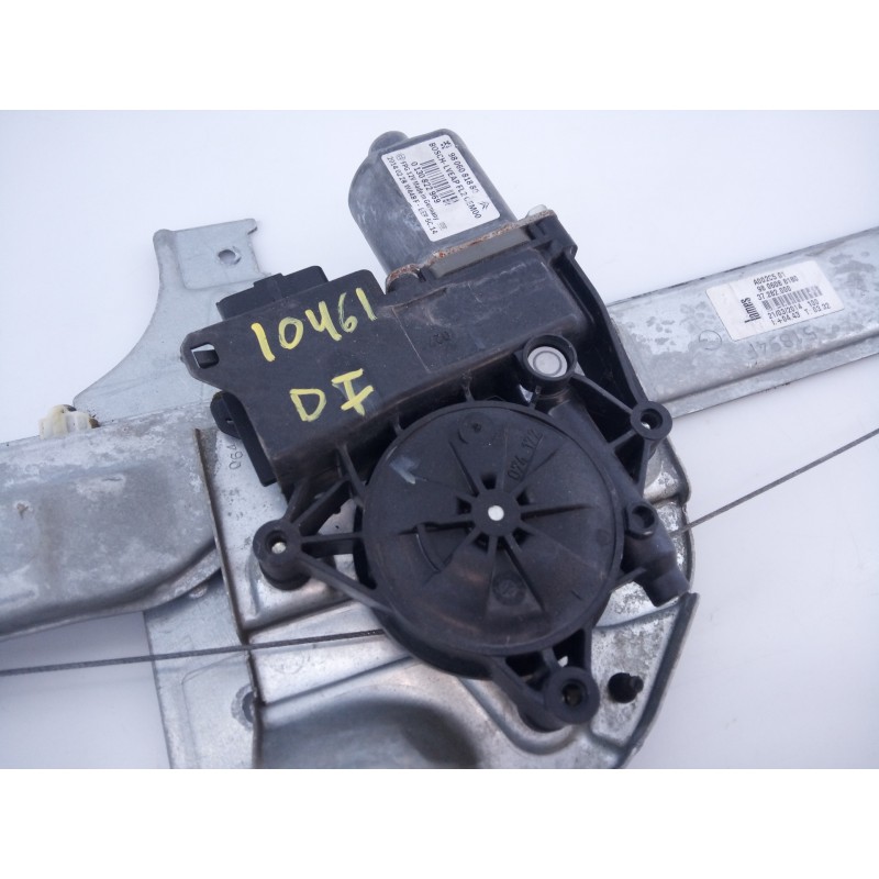 Recambio de elevalunas delantero izquierdo para peugeot 208 access referencia OEM IAM 9806081880 9806088180 E1-A4-12-1