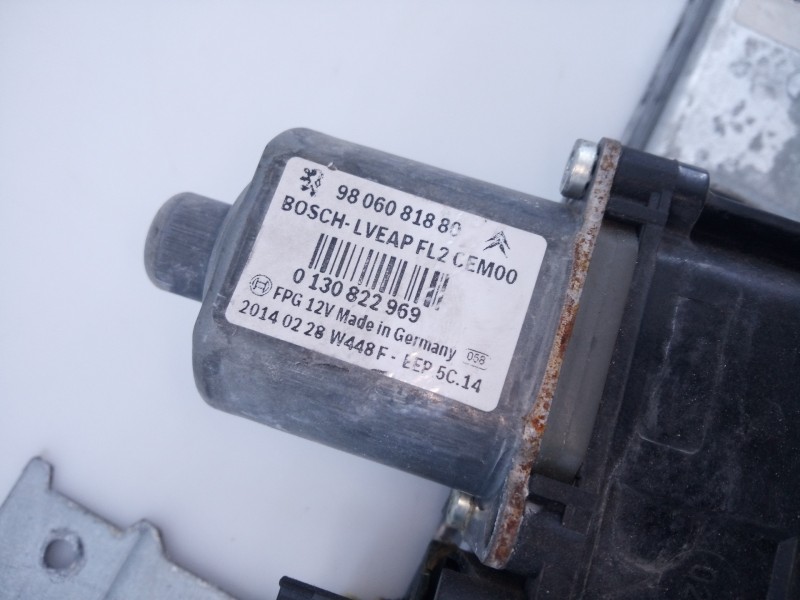 Recambio de elevalunas delantero izquierdo para peugeot 208 access referencia OEM IAM 9806081880 9806088180 E1-A4-12-1