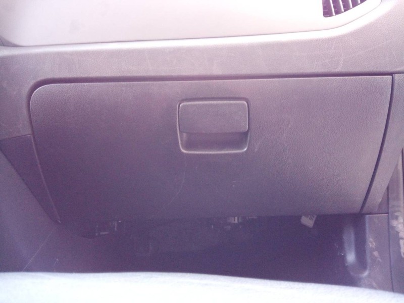 Recambio de guantera para kia sportage drive 4x2 referencia OEM IAM   