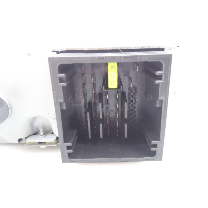 Recambio de sistema navegacion gps para peugeot 3008 gt line referencia OEM IAM 981003268003 9821909080 E3-B2-39-3