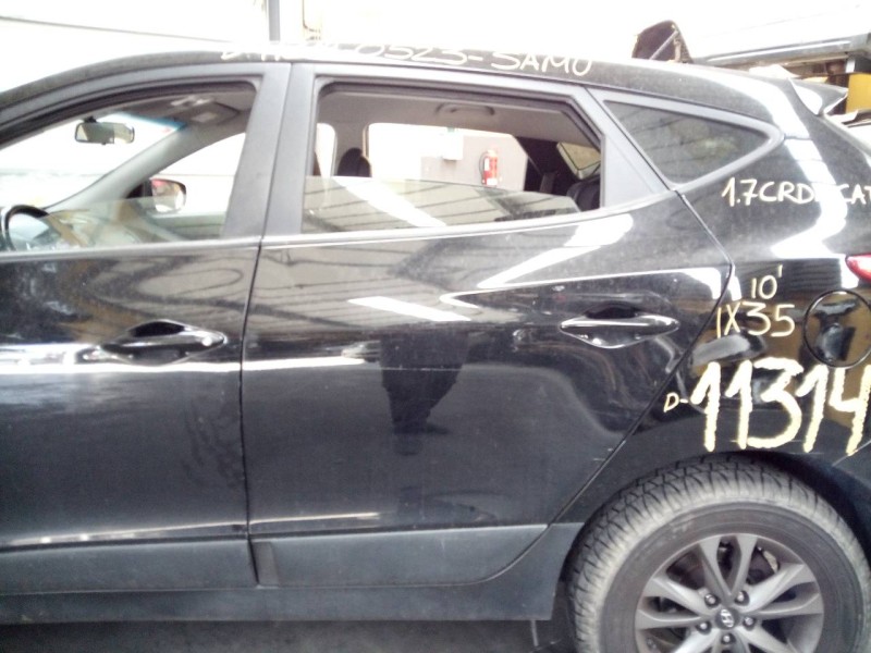 Recambio de puerta trasera izquierda para hyundai ix35 style 2wd referencia OEM IAM   